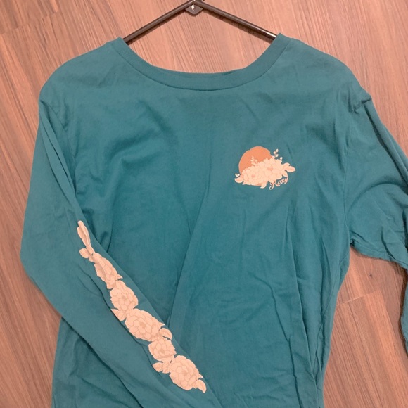 Roxy blue/green long sleeve tee. - Picture 1 of 4